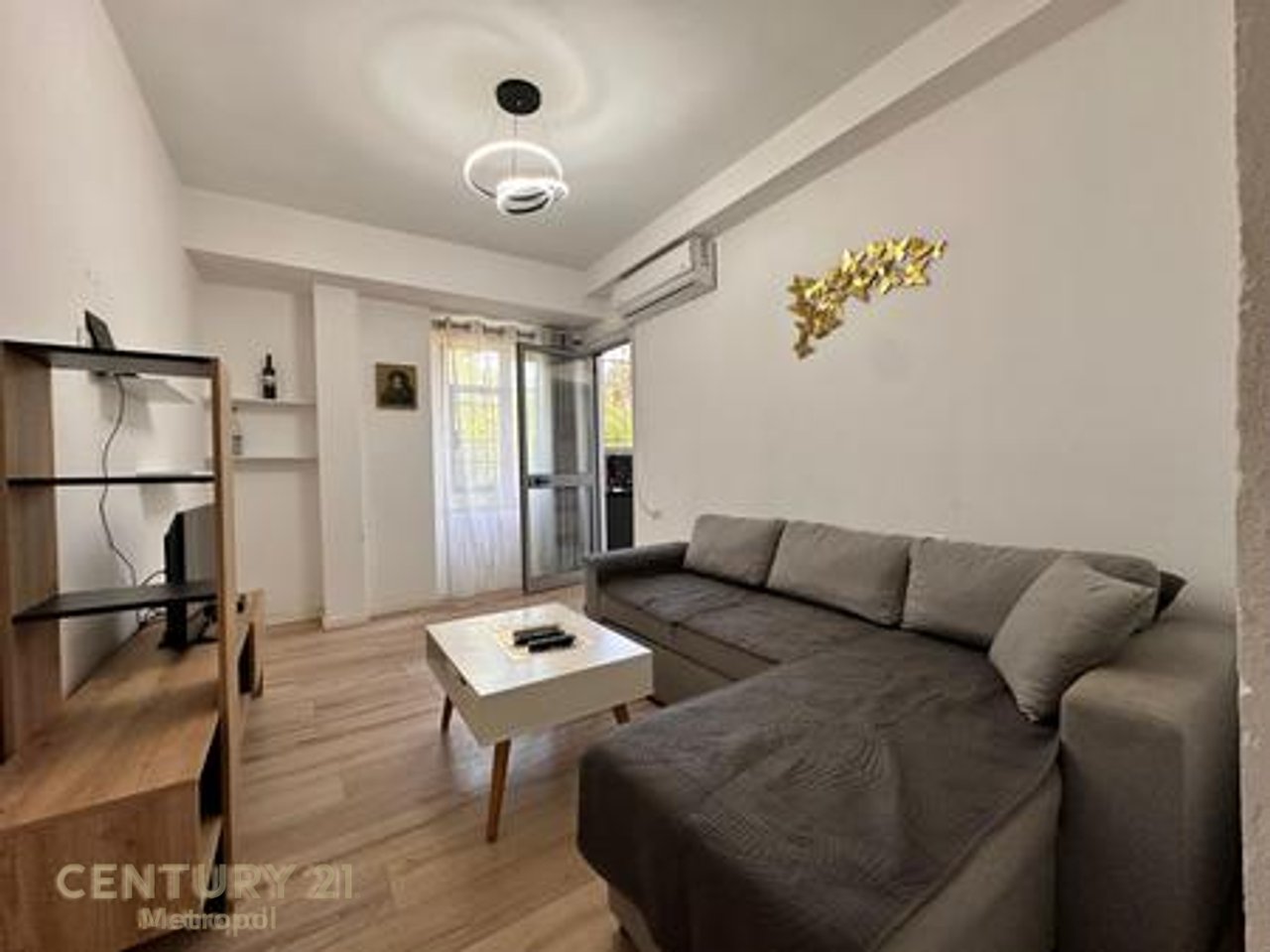 SHES APARTAMENT 2+1 ME HIPOTEKE+2 post parkimi  NE SHKOZE!