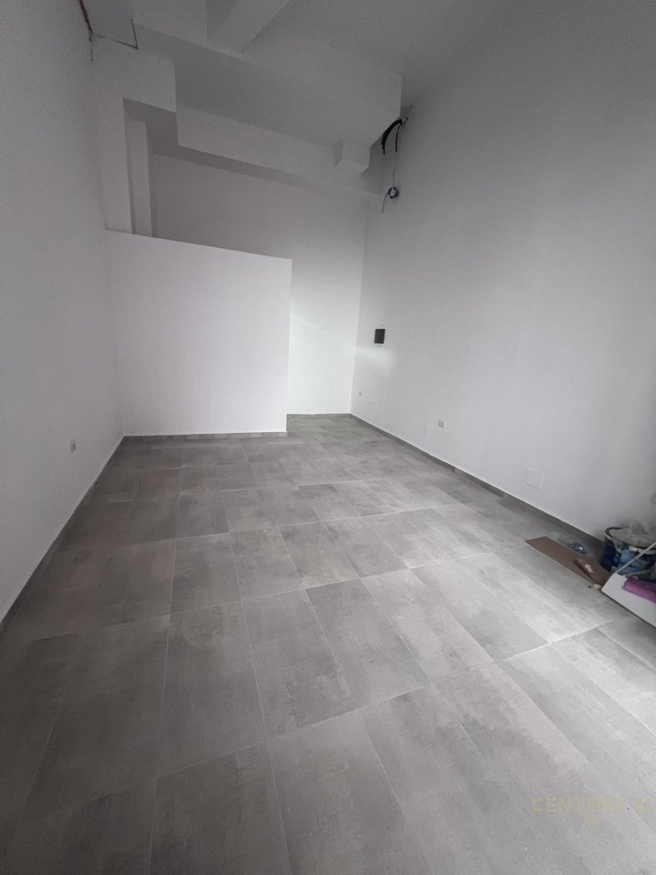 SHOP FOR SALE AT ASL NEAR THE HOSPITALS!