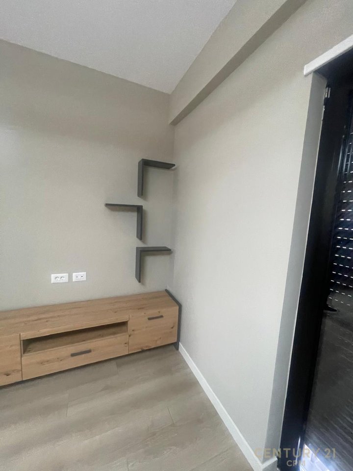 Shesim apartament 1+1 tek Kodra e Diellit!