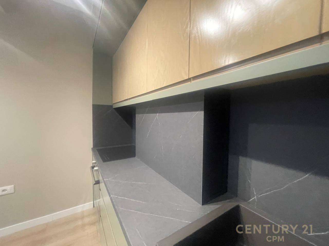 Shesim apartament 1+1 tek Kodra e Diellit!