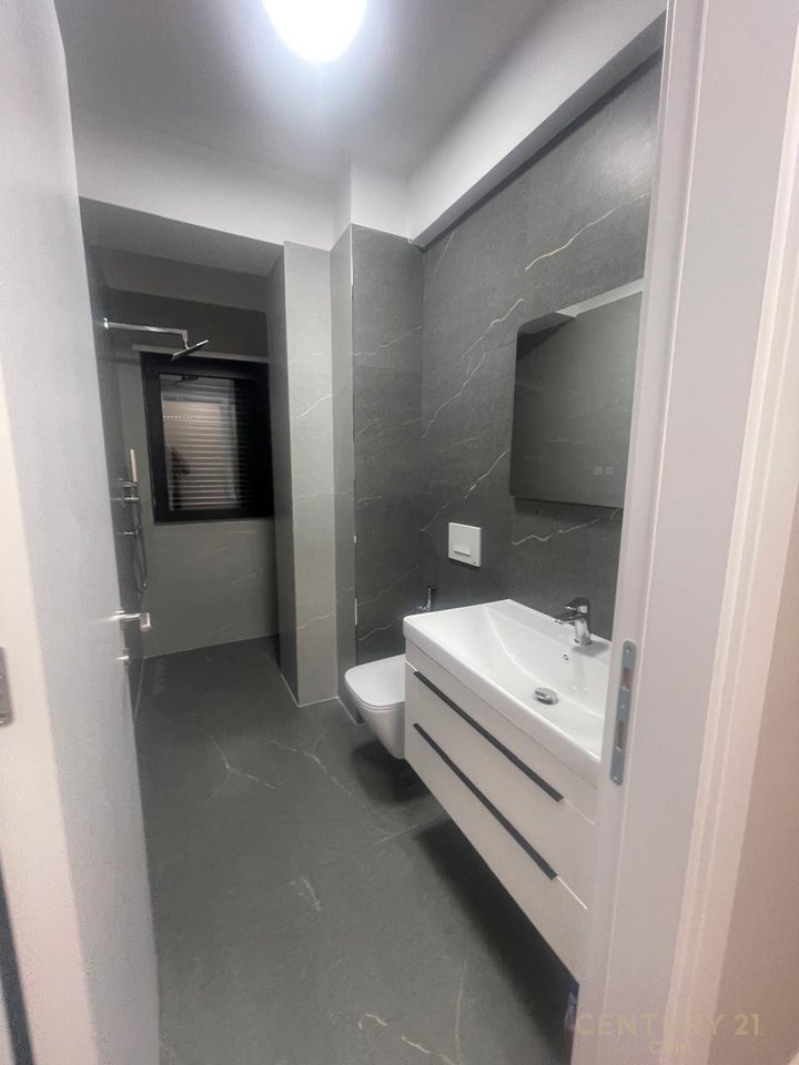 Shesim apartament 1+1 tek Kodra e Diellit!