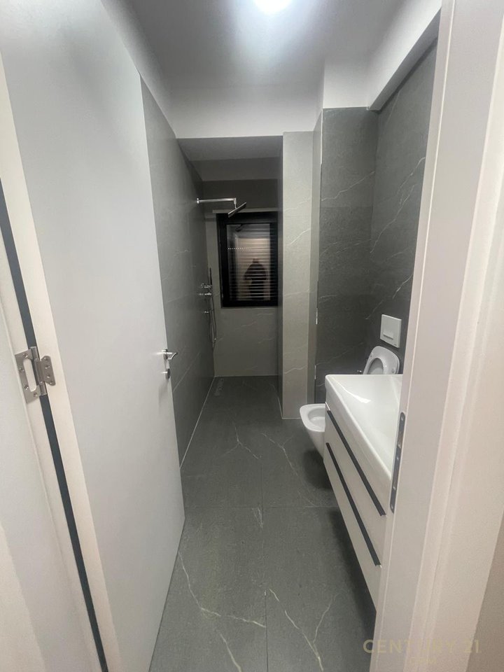 Shesim apartament 1+1 tek Kodra e Diellit!