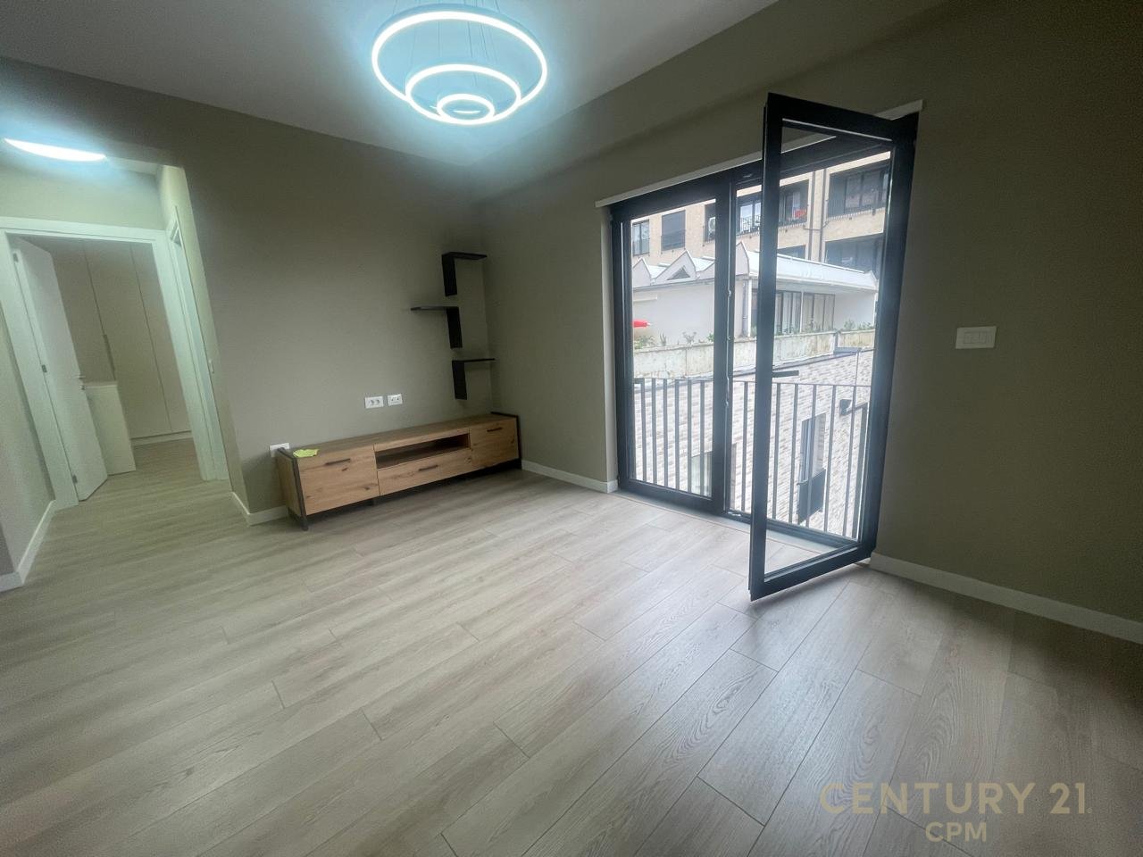 Shesim apartament 1+1 tek Kodra e Diellit!