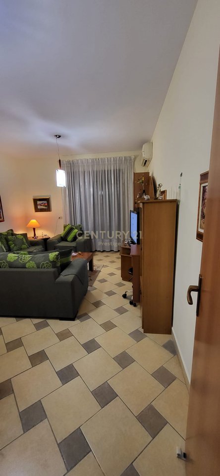 APARTAMENT 2+1+2 NE SHITJE PROKURORIA E PERGJITHSHME, TIRANE!
