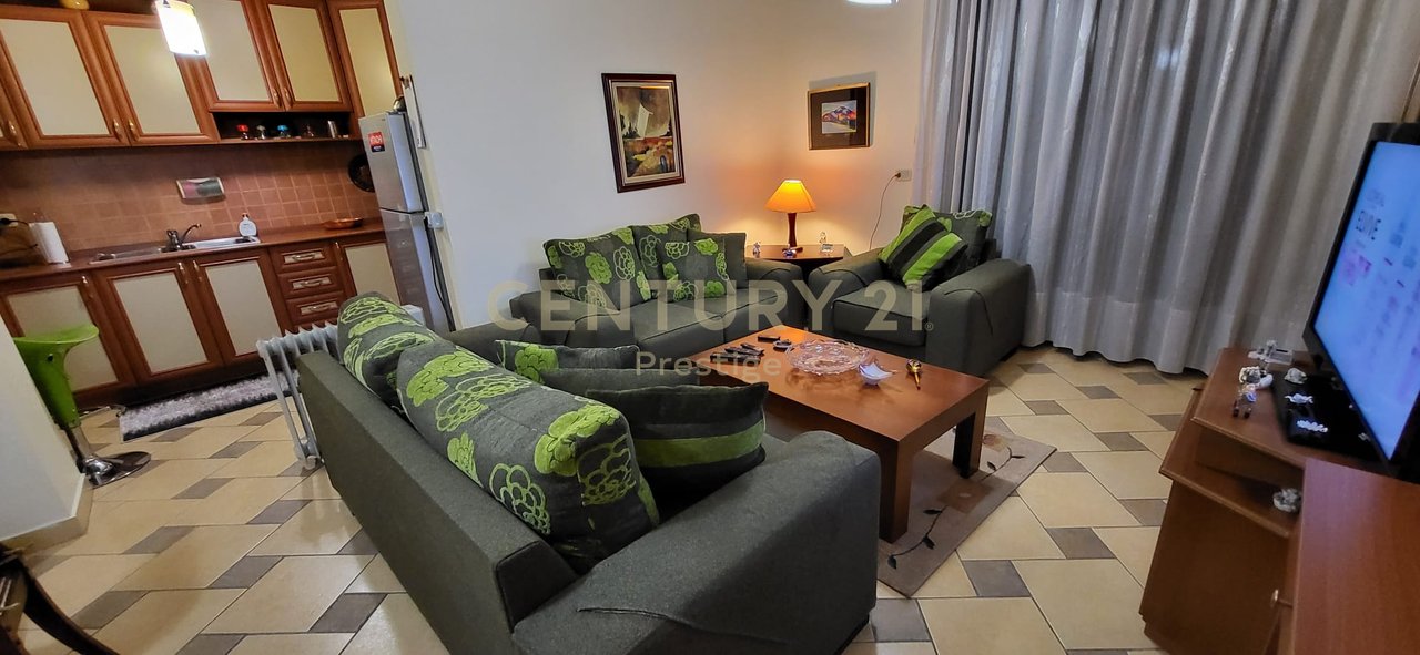 APARTAMENT 2+1+2 NE SHITJE PROKURORIA E PERGJITHSHME, TIRANE!