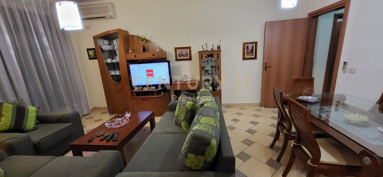 APARTAMENT 2+1+2 NE SHITJE PROKURORIA E PERGJITHSHME, TIRANE!