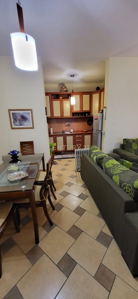 APARTAMENT 2+1+2 NE SHITJE PROKURORIA E PERGJITHSHME, TIRANE!