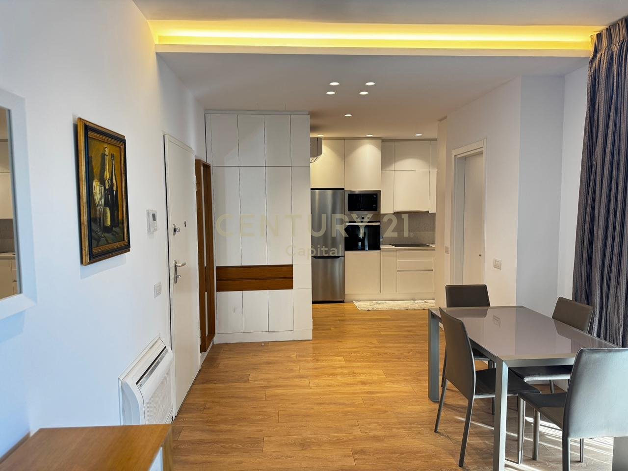 Moderno Duplex in Affitto – Centro, Tirana!
