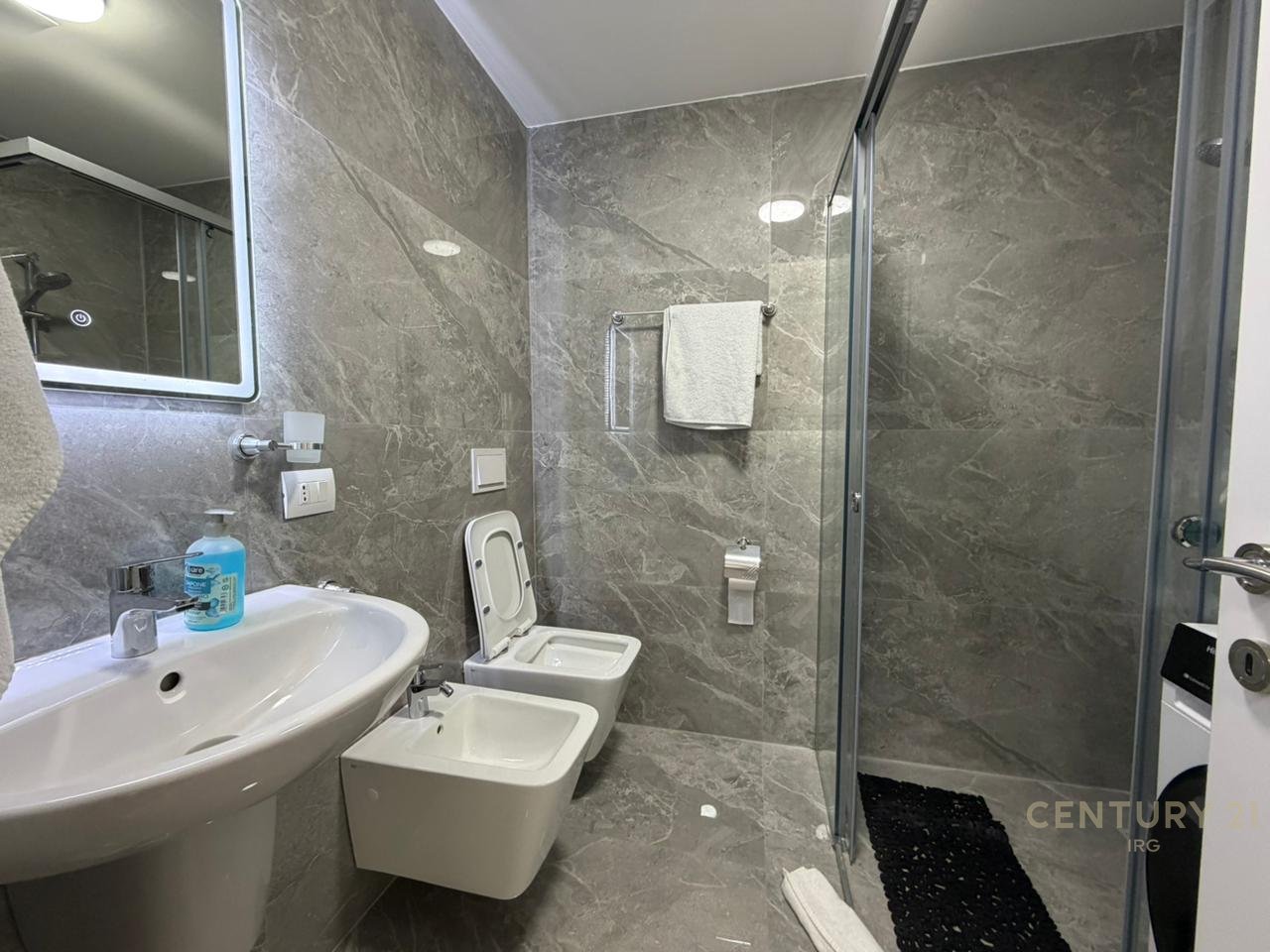 FOR SALE, 2+1+2 APARTMENT IN LAPRAKE, DRITAN HOXHA STREET!