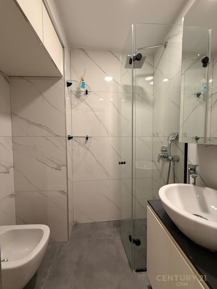 APPARTAMENTO IN AFFITTO A WILSON SQUARE!