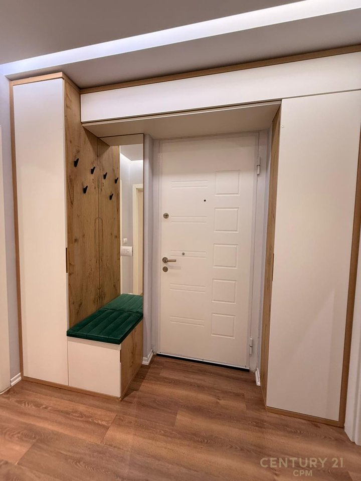 APPARTAMENTO IN AFFITTO A WILSON SQUARE!