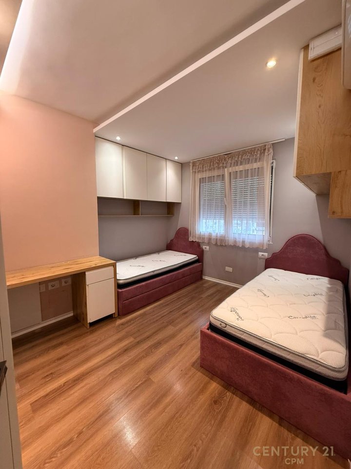 APPARTAMENTO IN AFFITTO A WILSON SQUARE!