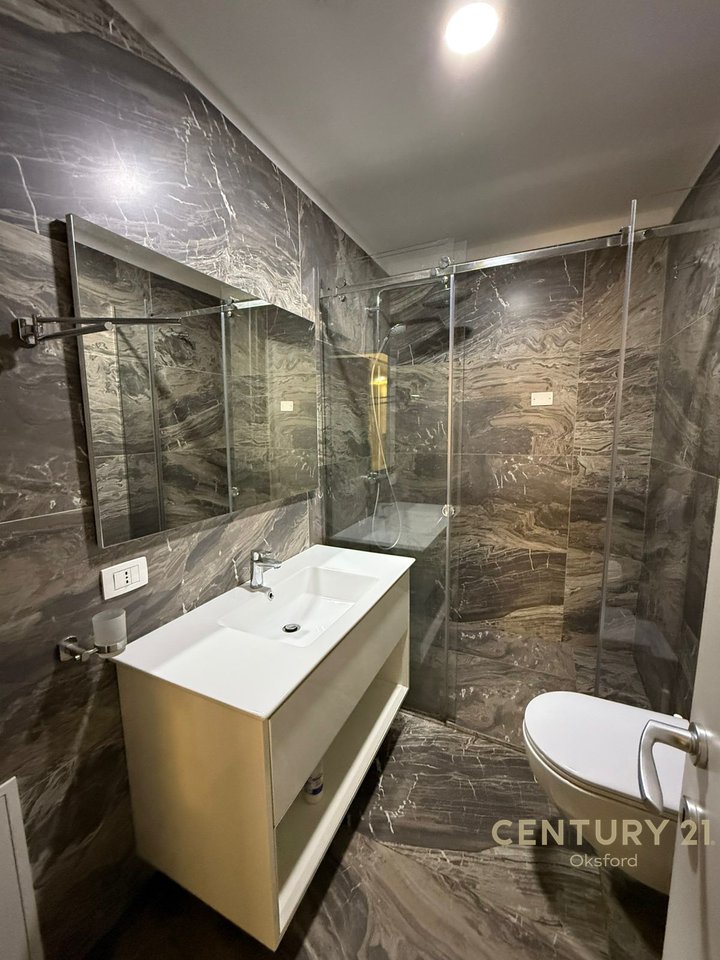 JEPET ME QIRA APARTAMENT 2+1+2 TE FUSHA AVIACIONIT