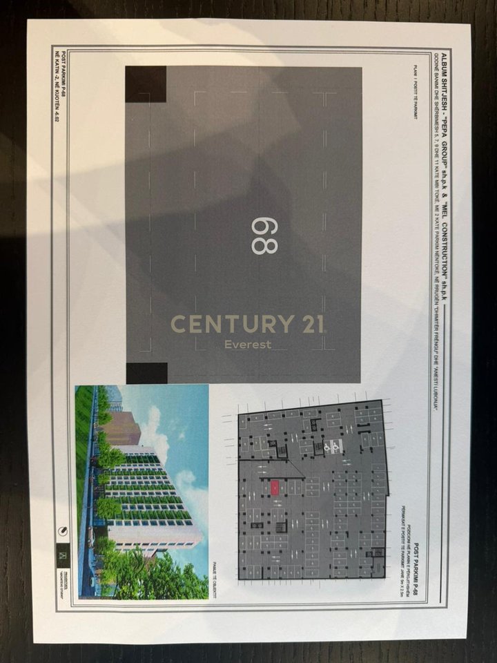 Dy poste parkingu tek Ish Fusha e Aviacionit, Tiranë  50,000€ | 25 m²