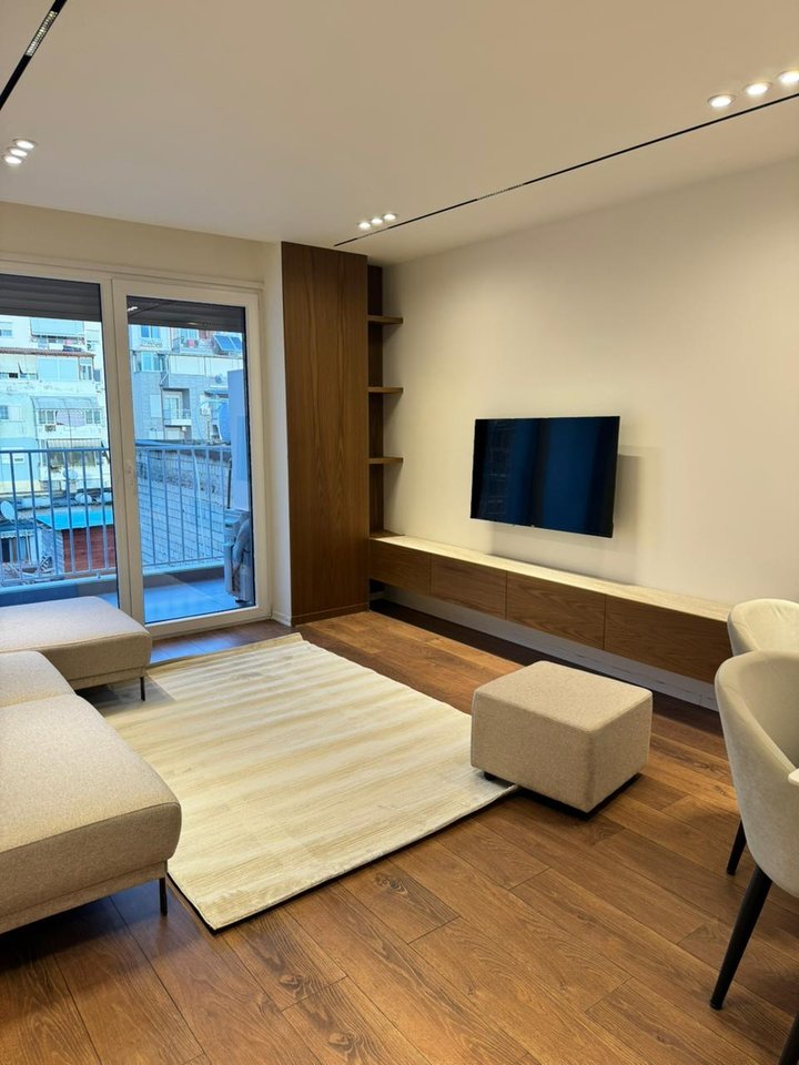 Appartamento 1+1 in affitto a Xhamlliku, Tirana