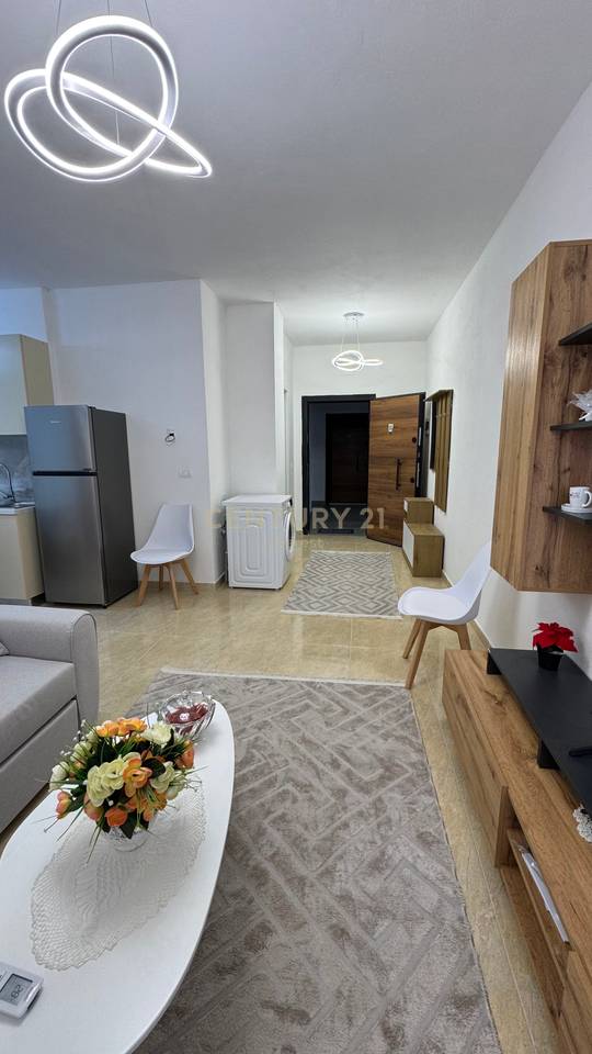 SPITALLE, APARTAMENT 1+1 PER QIRA