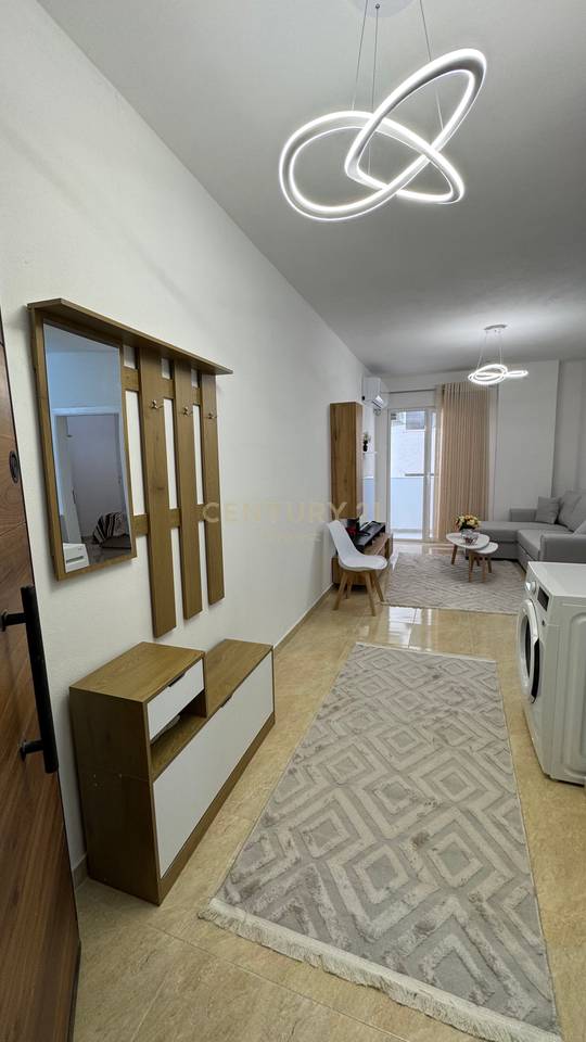 SPITALLE, APARTAMENT 1+1 PER QIRA