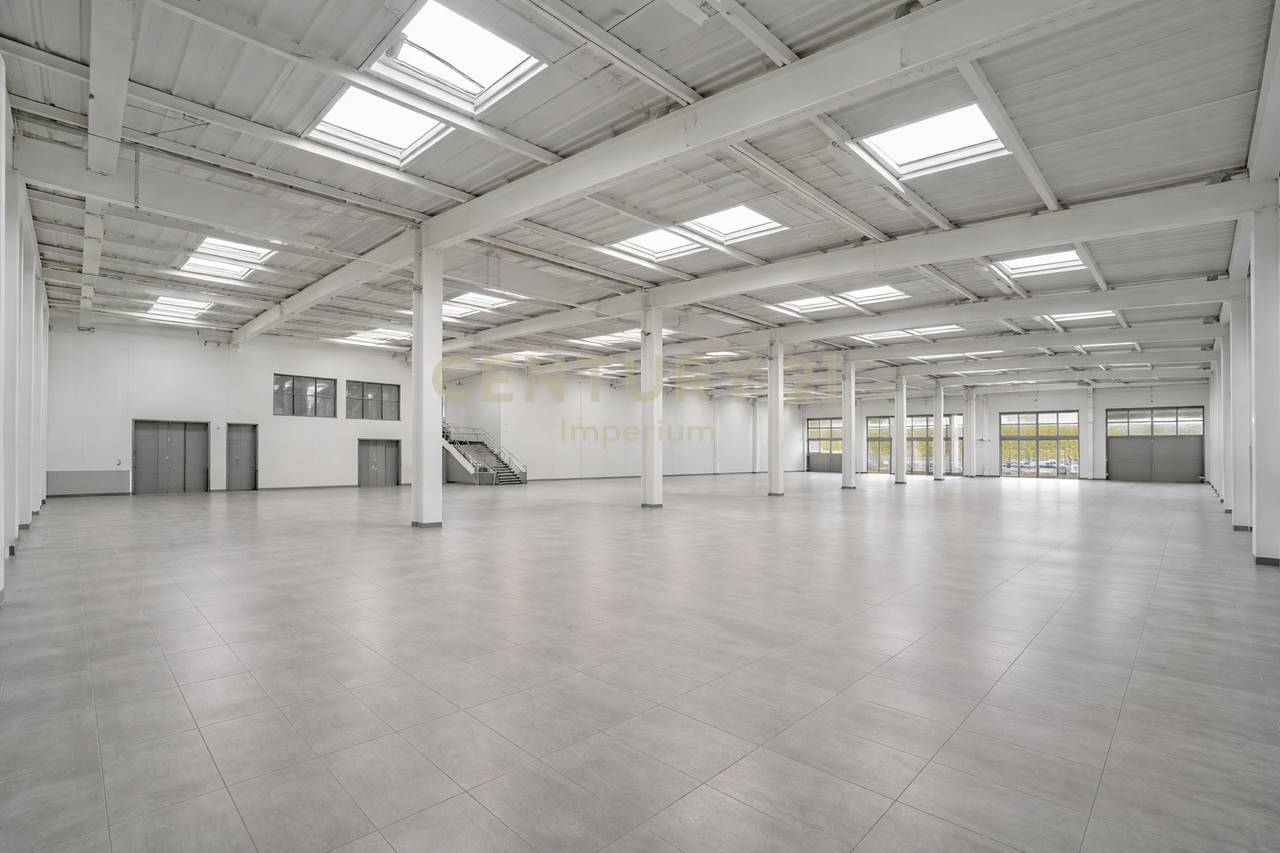 JEPET ME QIRA MAGAZINE 1100M2 NE KOMBINAT