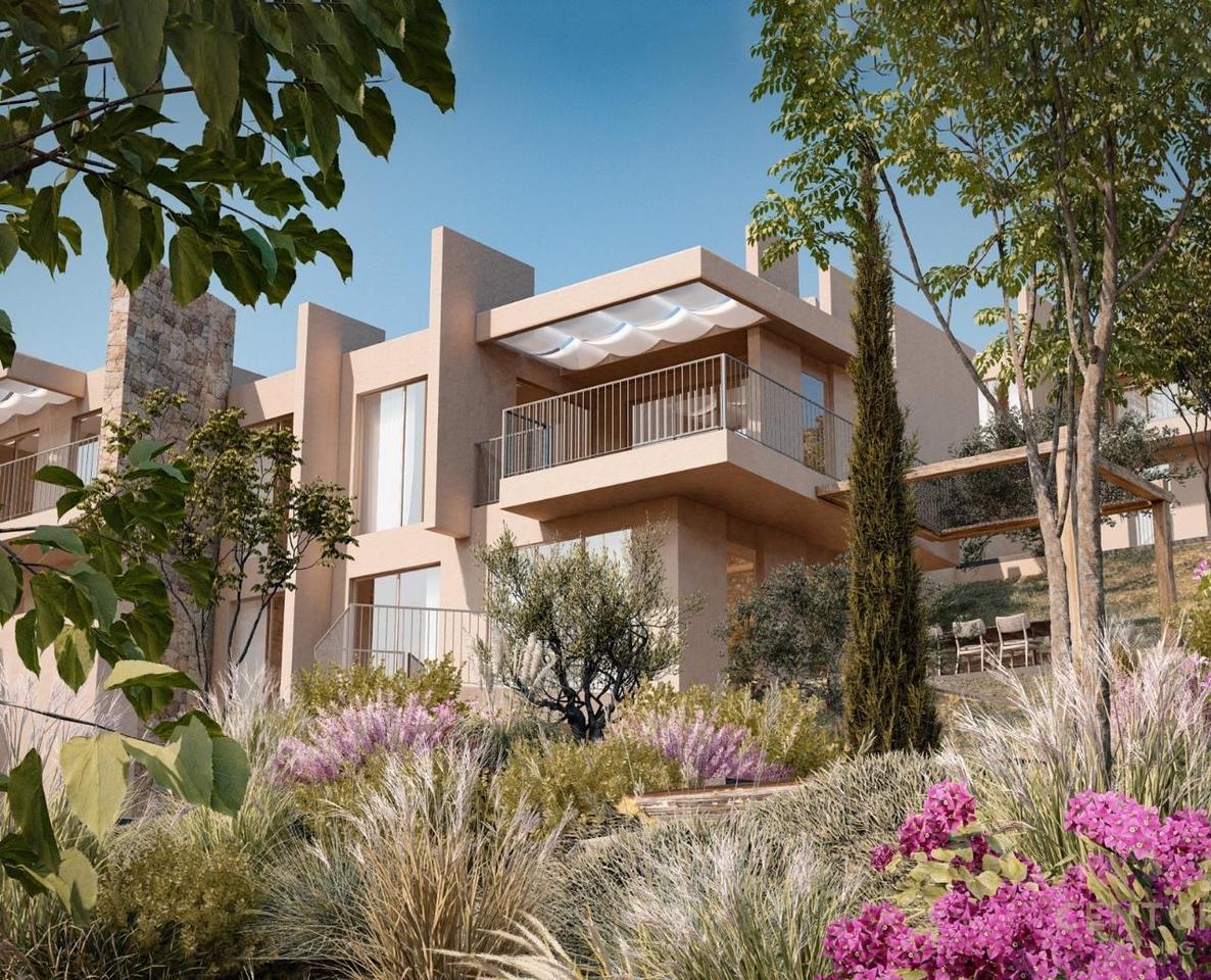 VILLA DI LUSSO IN VENDITA IN PRIMA FILA A DHËRMI!