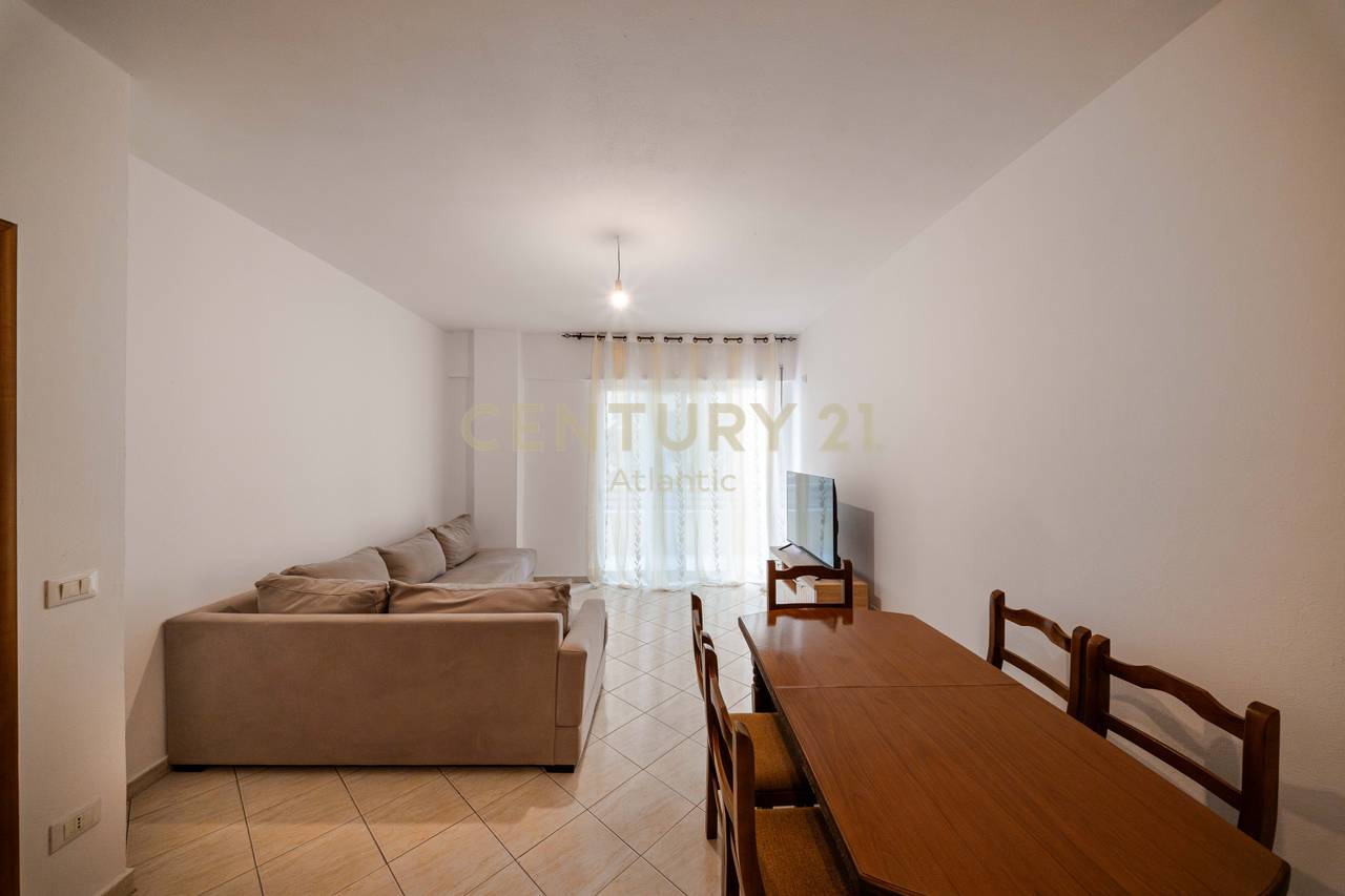 JEPET APARTAMENT 2+1 ME QIRA PLAZH ILIRIA DURRES!