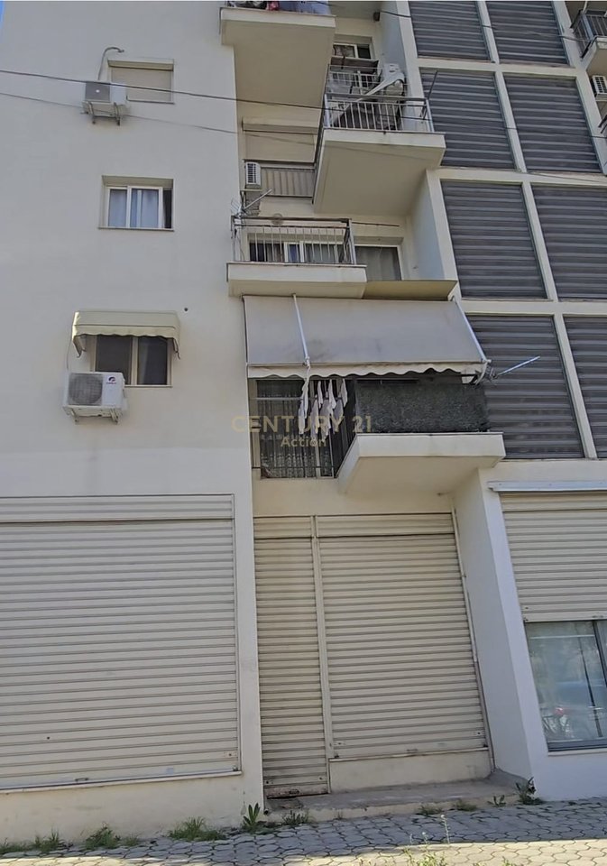 JAPIM ME QIRA DYQAN -ISH FUSHA E AVIACIONIT!