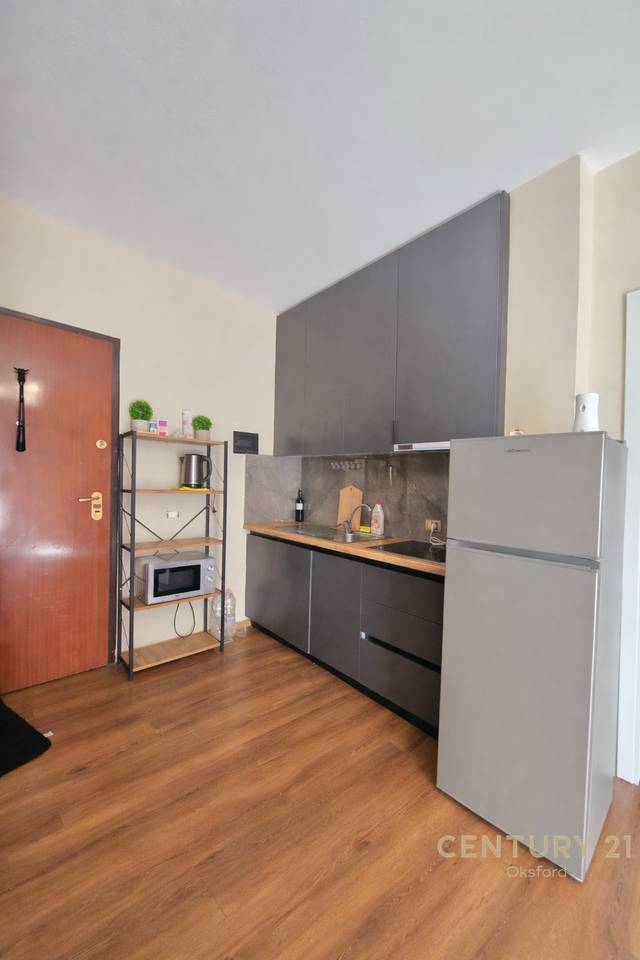 SHITET 1+1 TE PLAZH ILIRIA, TE FLORIDA