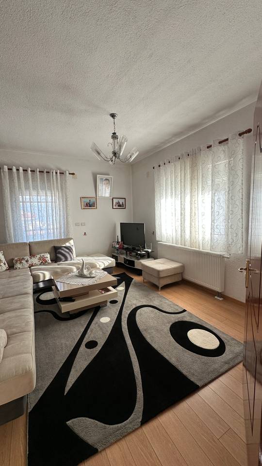 PRIVATE HOUSE FOR SALE IN POGRADEC – MOKRA STREET, WITH 200 M2 LAND !!!!