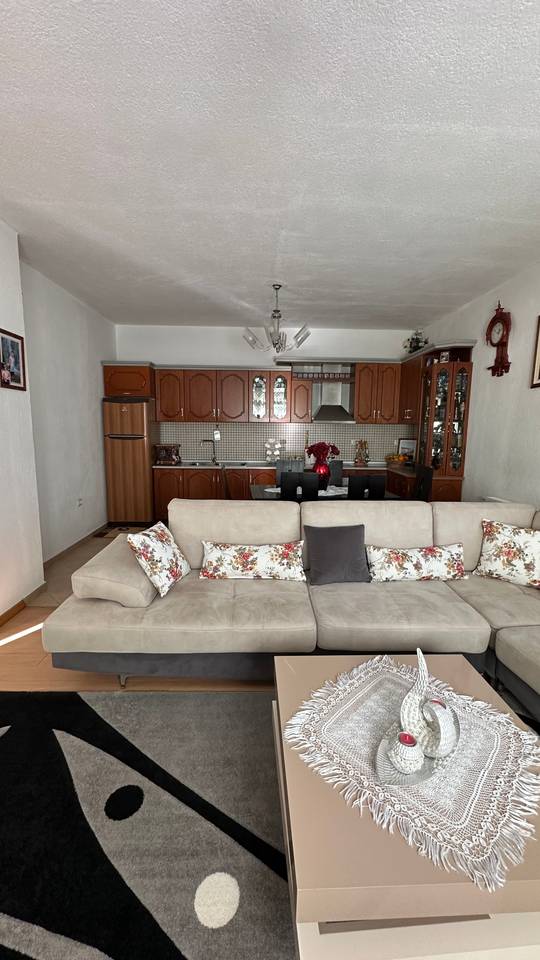 PRIVATE HOUSE FOR SALE IN POGRADEC – MOKRA STREET, WITH 200 M2 LAND !!!!