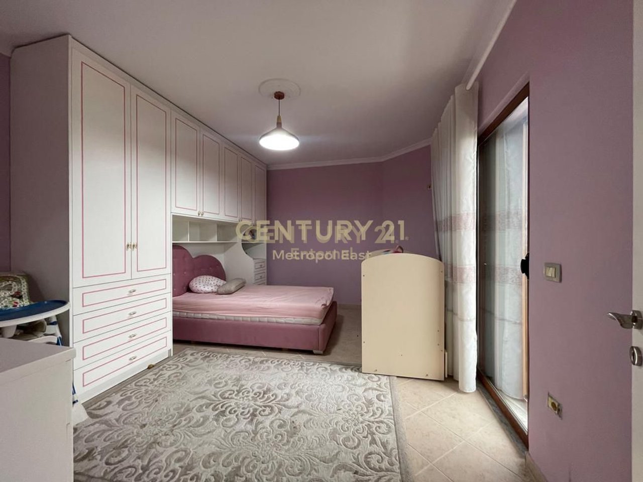 3-story Villa for Sale, Sauk, Tirana