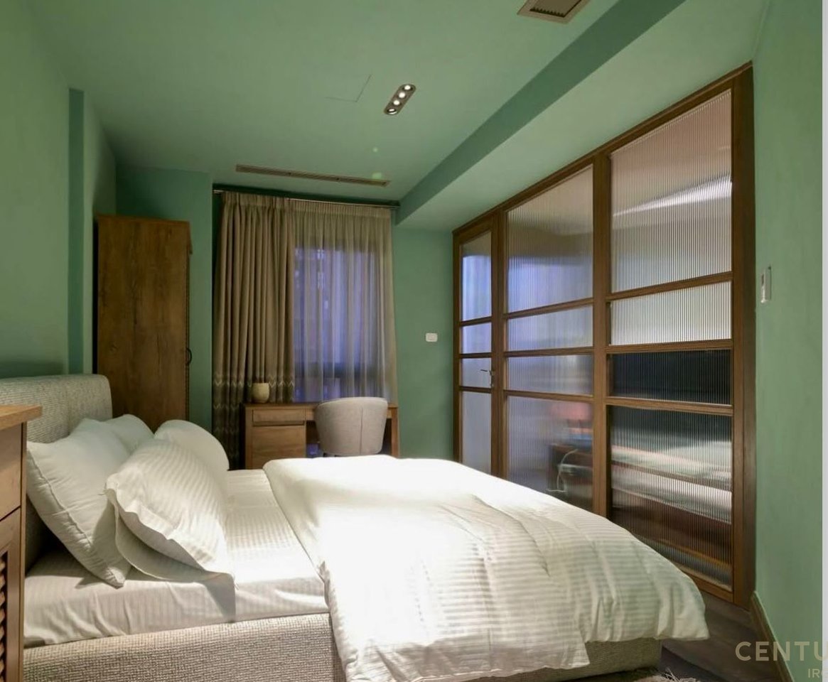 Jepet me qira apartament modern 1+1+ post parkimi!