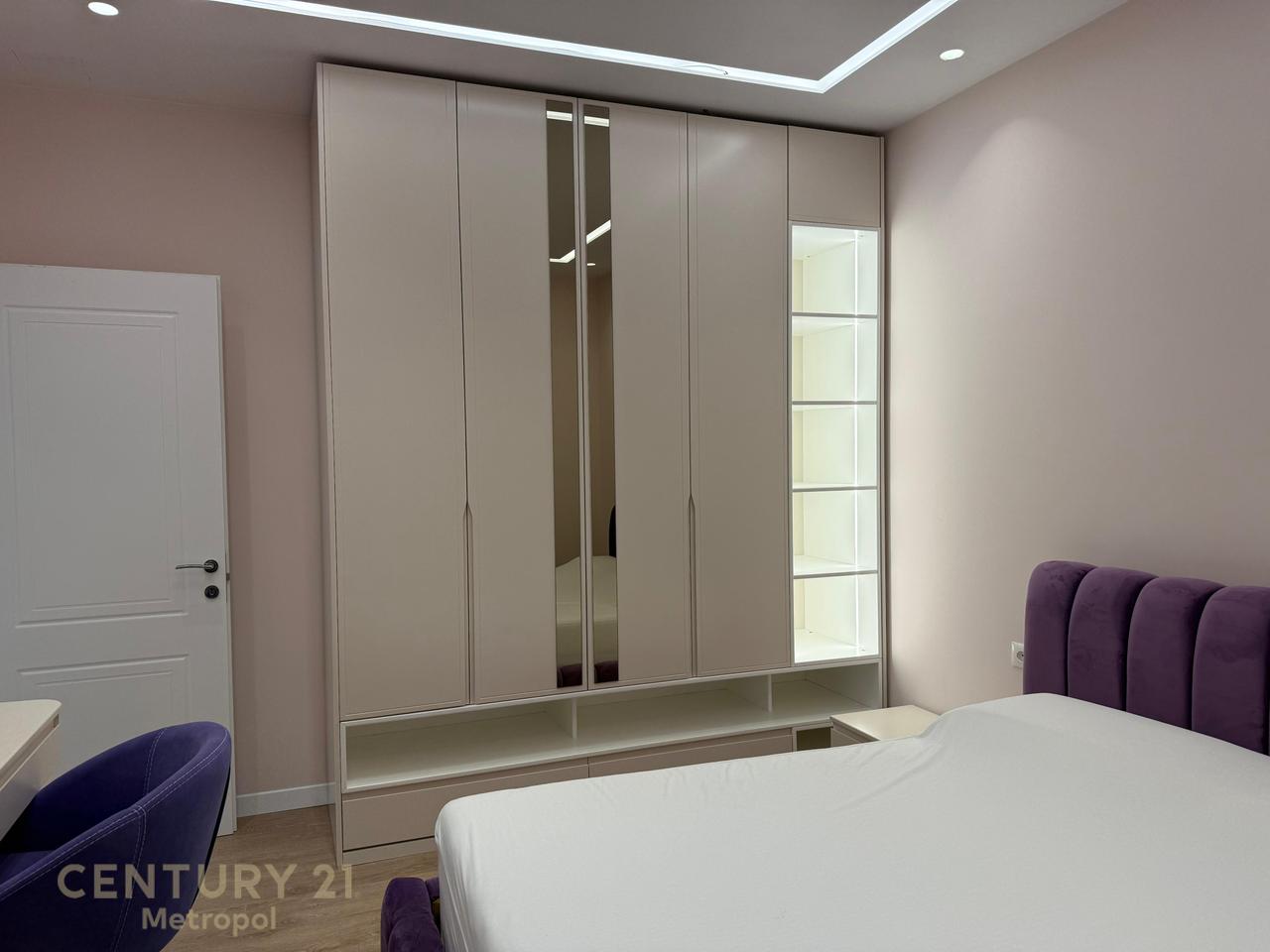 SHES VILE INDIVIDUALE ME PISHINE, GJIRI LALZIT!