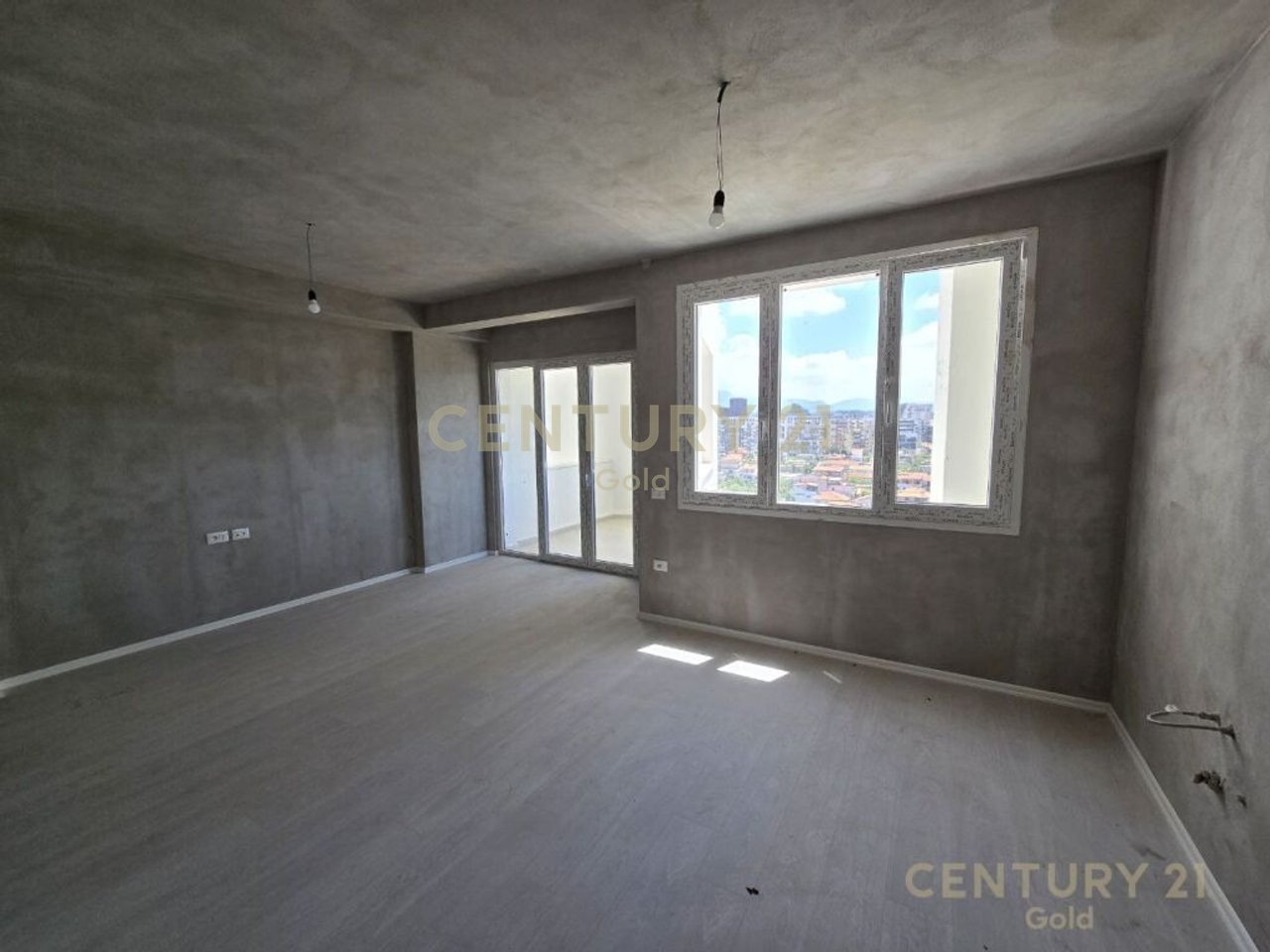 APARTMENT 3+1+2 FOR SALE IN RIVER RESIDENCE!