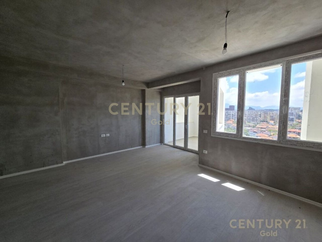 APARTMENT 3+1+2 FOR SALE IN RIVER RESIDENCE!