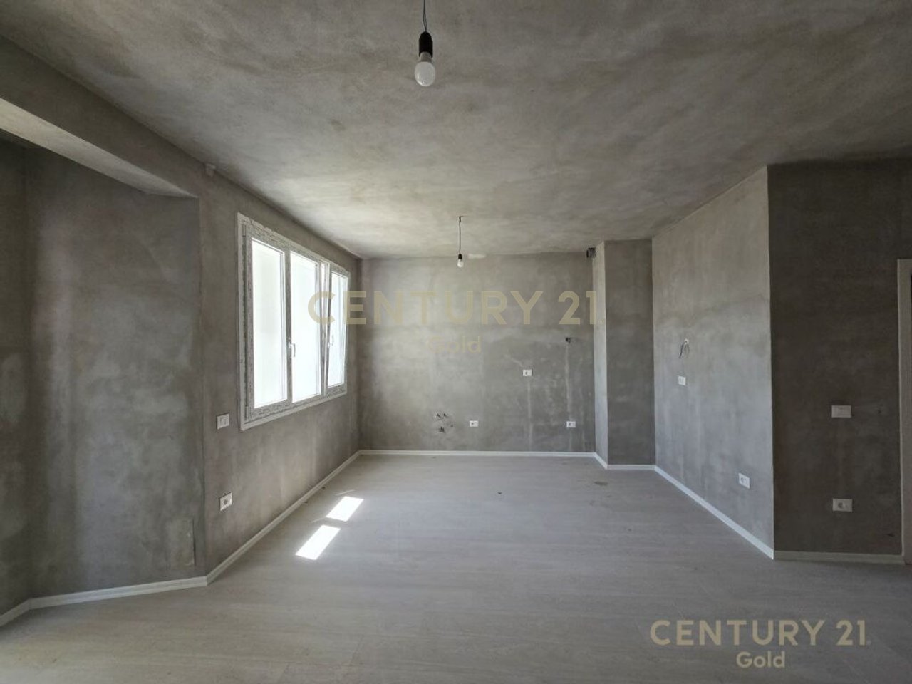 APARTMENT 3+1+2 FOR SALE IN RIVER RESIDENCE!