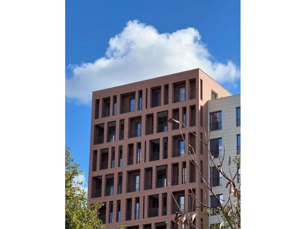 Квартира 2 комнаты 93 м² Тирана, Албания