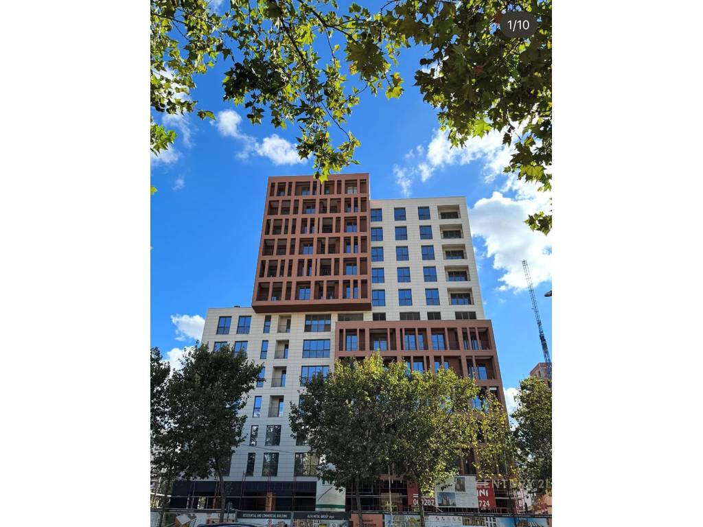 Квартира 2 комнаты 93 м² Тирана, Албания