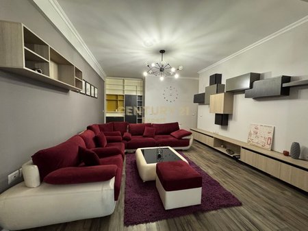 FOR RENT 1+1 APARTMENT WITH VERANDA ON THE EDGE OF KODRA E DIELLIT STREET | BOTANICAL GARDEN!