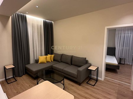 Shitet apartament  1+1 te Rezidenca Kaimi ne zonen e Ali Demit!