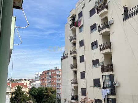 SHITET APARTAMENT 2+1 NE PLAZH, ILIRIA !