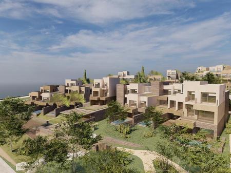 APARTMENT 2+1+2 WITH VERANDA + PARKING FOR SALE IN GREEN COAST!