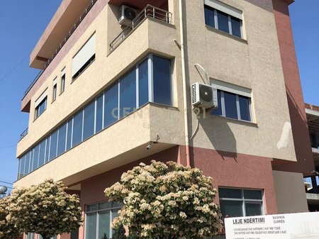 JEPET OBJEKT + LOKAL ME QERA NE SHKOZET !