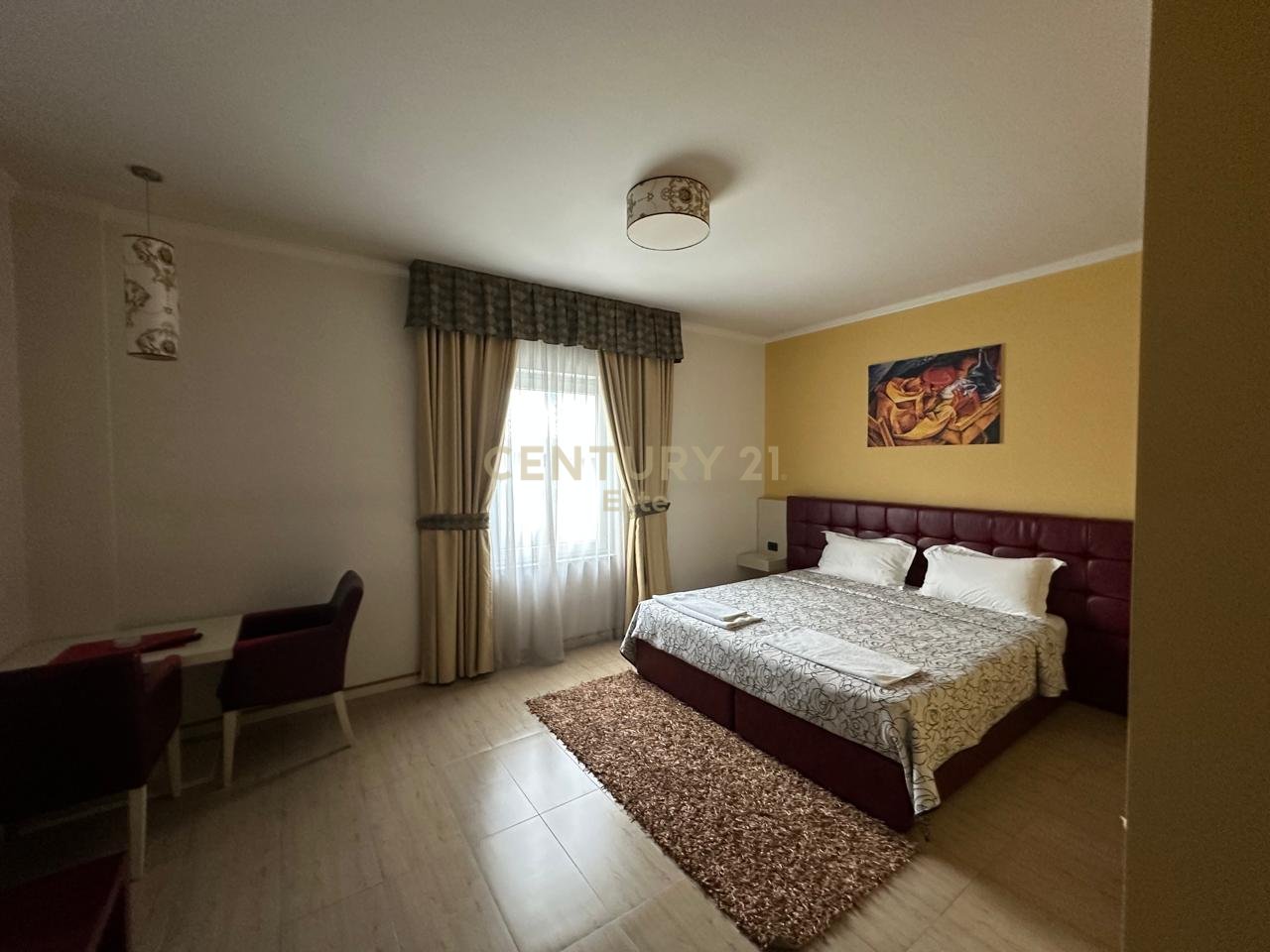 Hotel in vendita nella zona del Kombinat