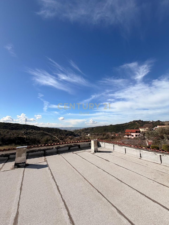 IN VENDITA VILLA + TERRENO 1010M2 A LANABREGAS, DAJT!