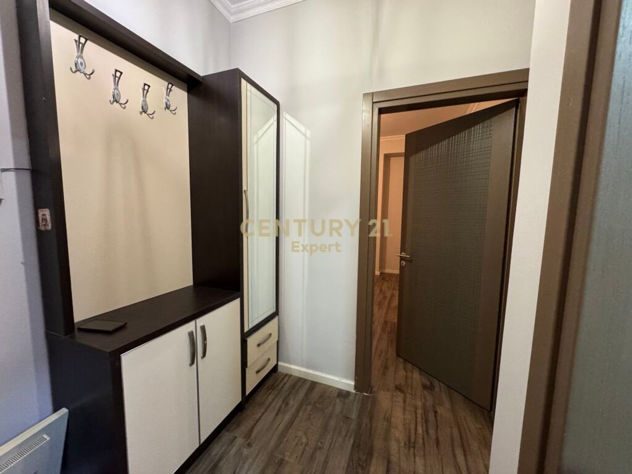 FOR RENT 1+1 APARTMENT WITH VERANDA ON THE EDGE OF KODRA E DIELLIT STREET | BOTANICAL GARDEN!