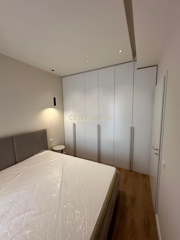 Shitet apartament  1+1 te Rezidenca Kaimi ne zonen e Ali Demit!