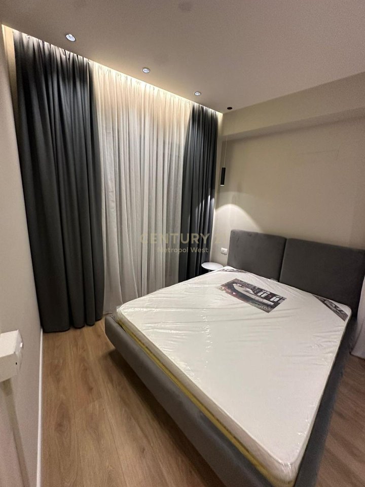 Shitet apartament  1+1 te Rezidenca Kaimi ne zonen e Ali Demit!