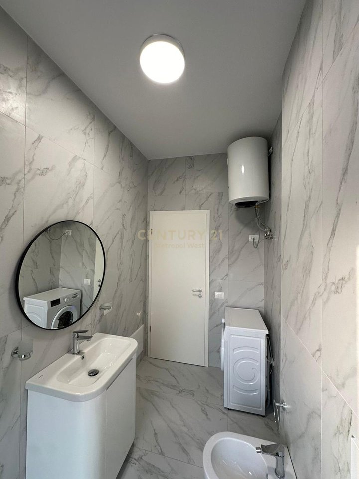 Shitet apartament  1+1 te Rezidenca Kaimi ne zonen e Ali Demit!