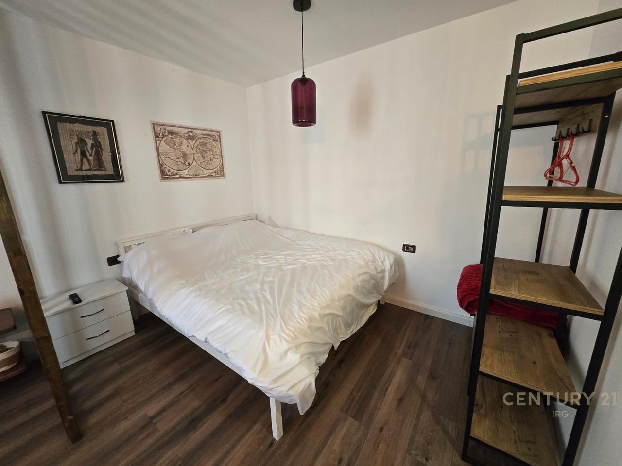 Garsoniere per Qira tek 21 Dhjetori - 42,000 ALL