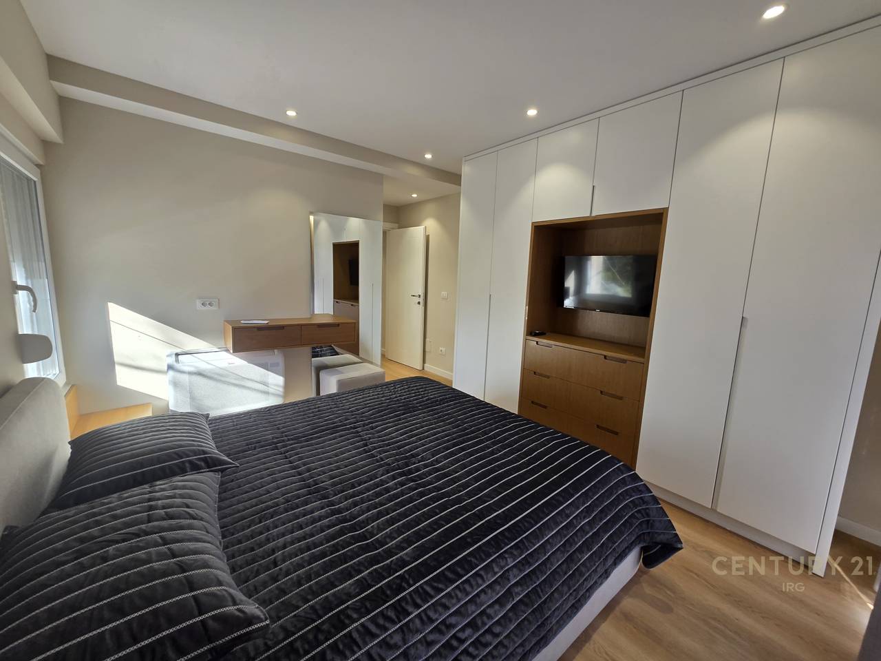 Appartamento di Lusso 2+1+2 in Affitto vicino a 9 Katëshet!