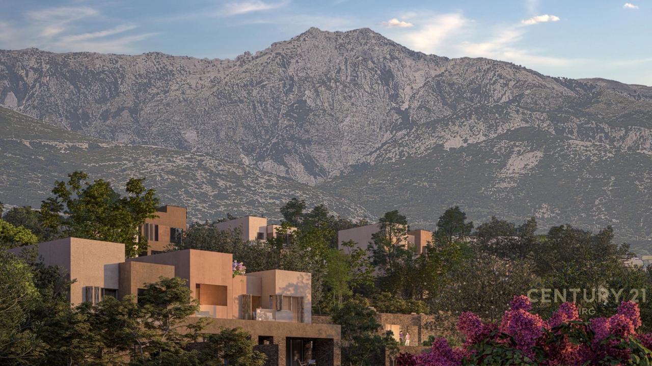 APARTMENT 2+1+2 WITH VERANDA + PARKING FOR SALE IN GREEN COAST!